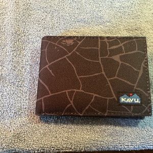 Men’s Kavu wallet
